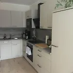 Lakehouse In Brodowin アパート