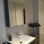 Lakehouse In Brodowin アパート