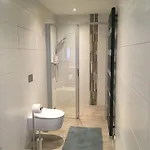 Lakehouse In Brodowin アパート